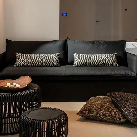 Made By The Sea 12 Bdrm